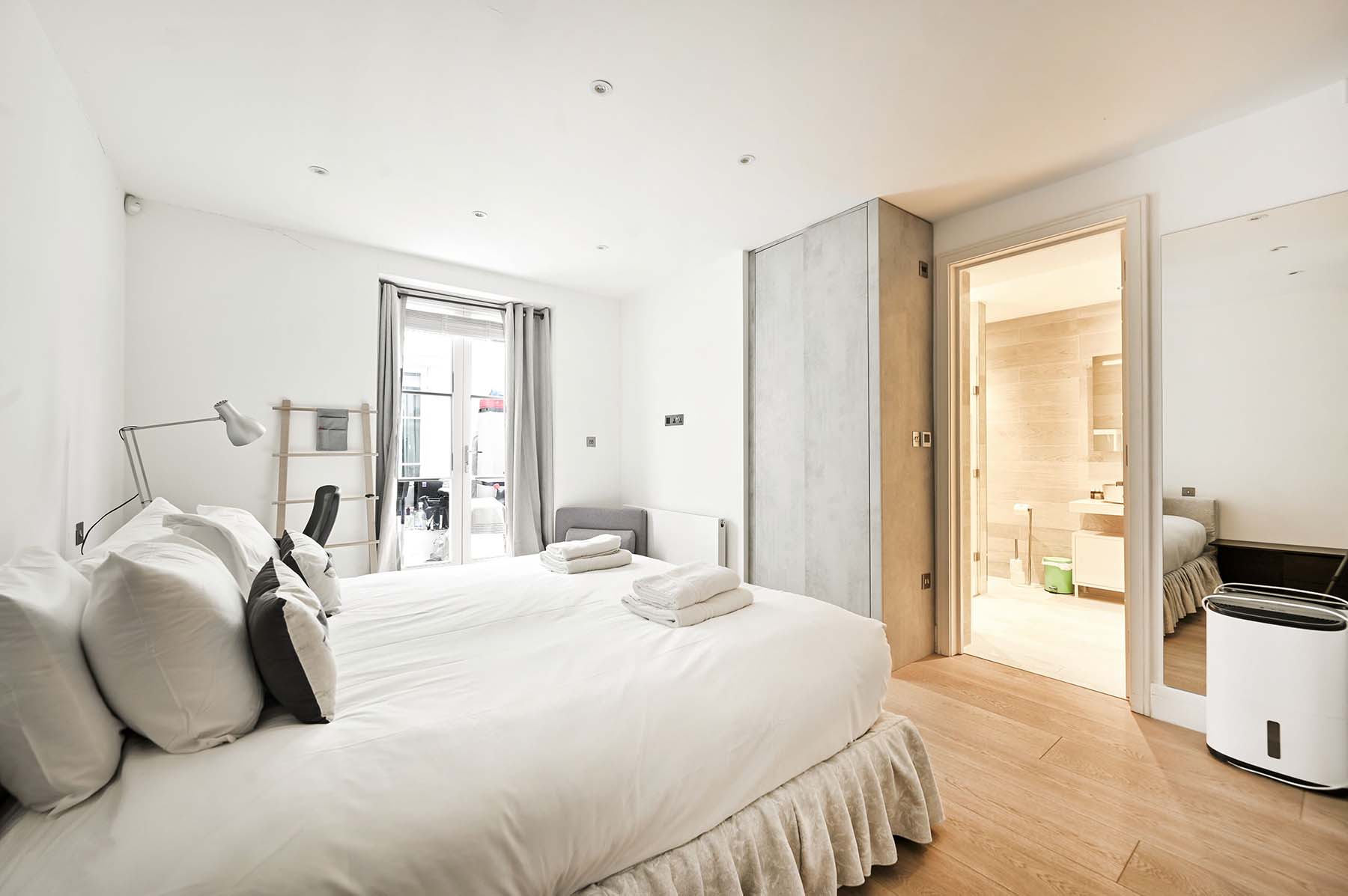 Airbnb photographer London